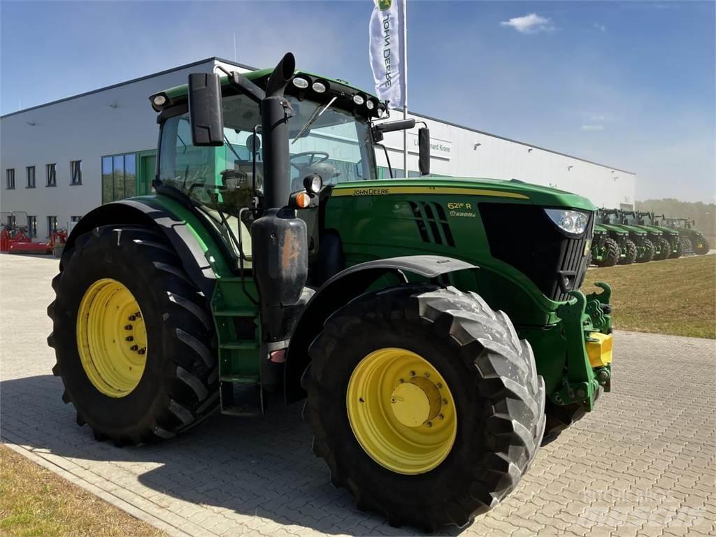 John Deere 6215R Traktoren