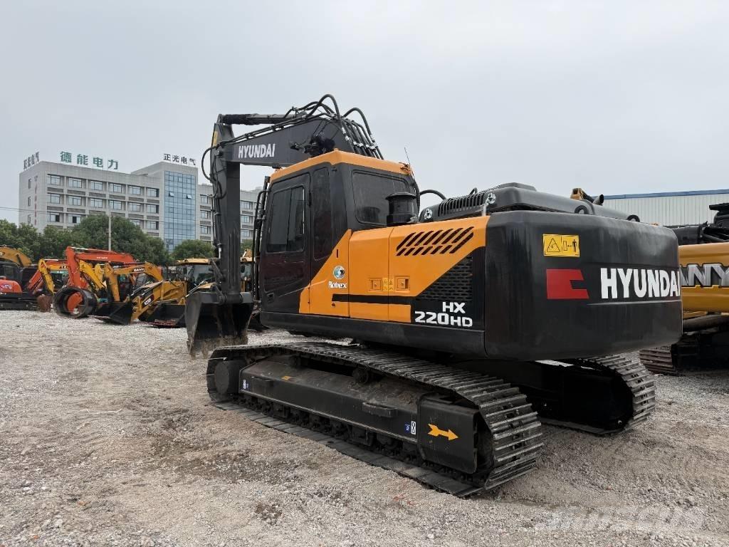 Hyundai HX220 Raupenbagger