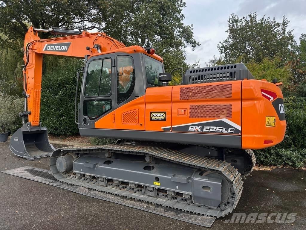 Develon DX 225 LC-7M Raupenbagger