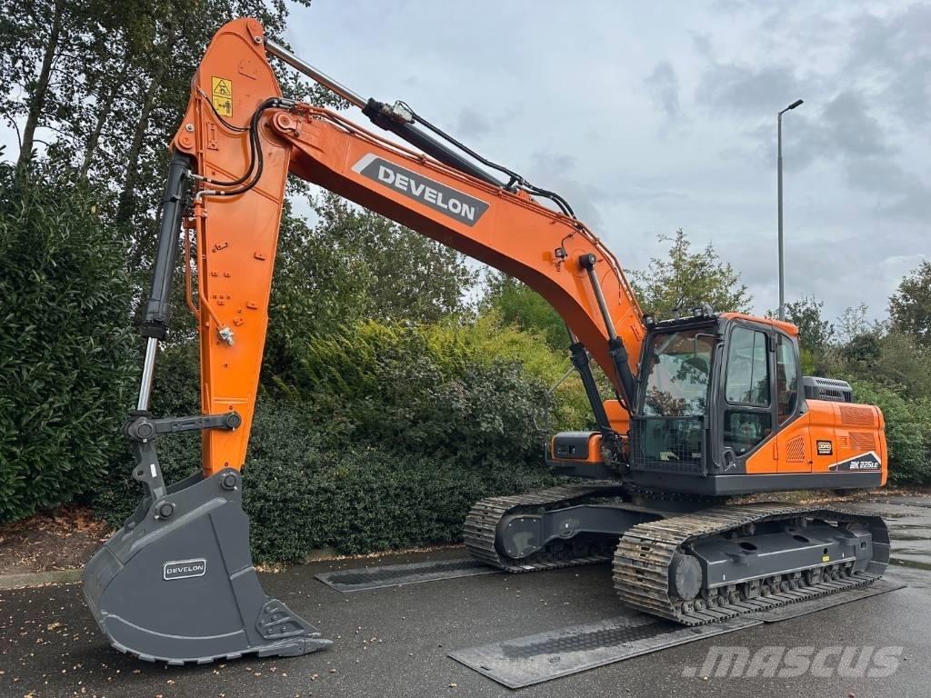 Develon DX 225 LC-7M Raupenbagger