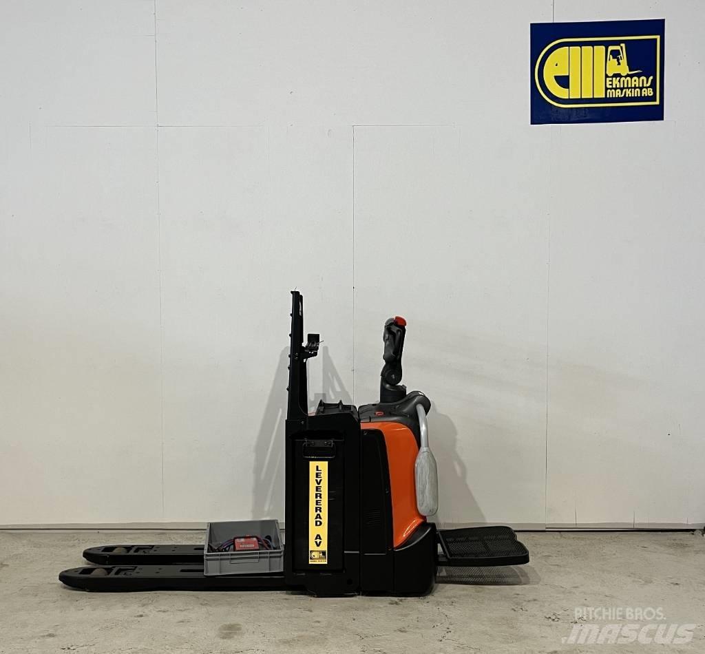 BT Truck LPE220 Gabelstapler mit Fahrerstand