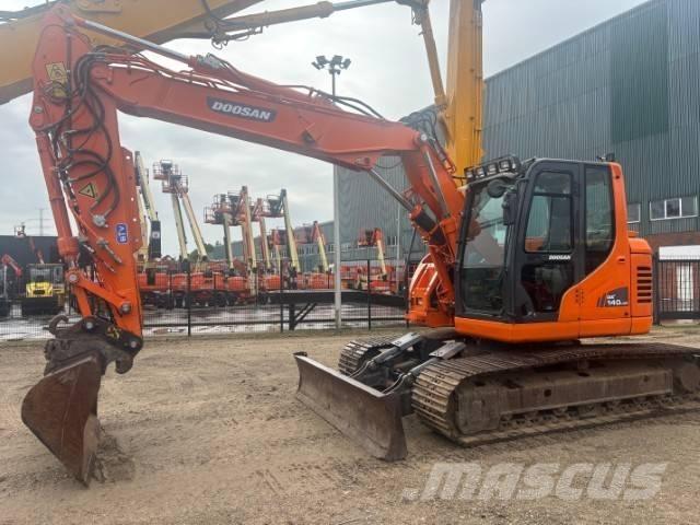 Doosan DX 140 LCR-3 Raupenbagger
