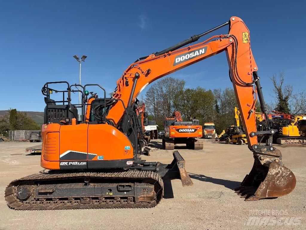 Doosan DX140LCR-7 Raupenbagger