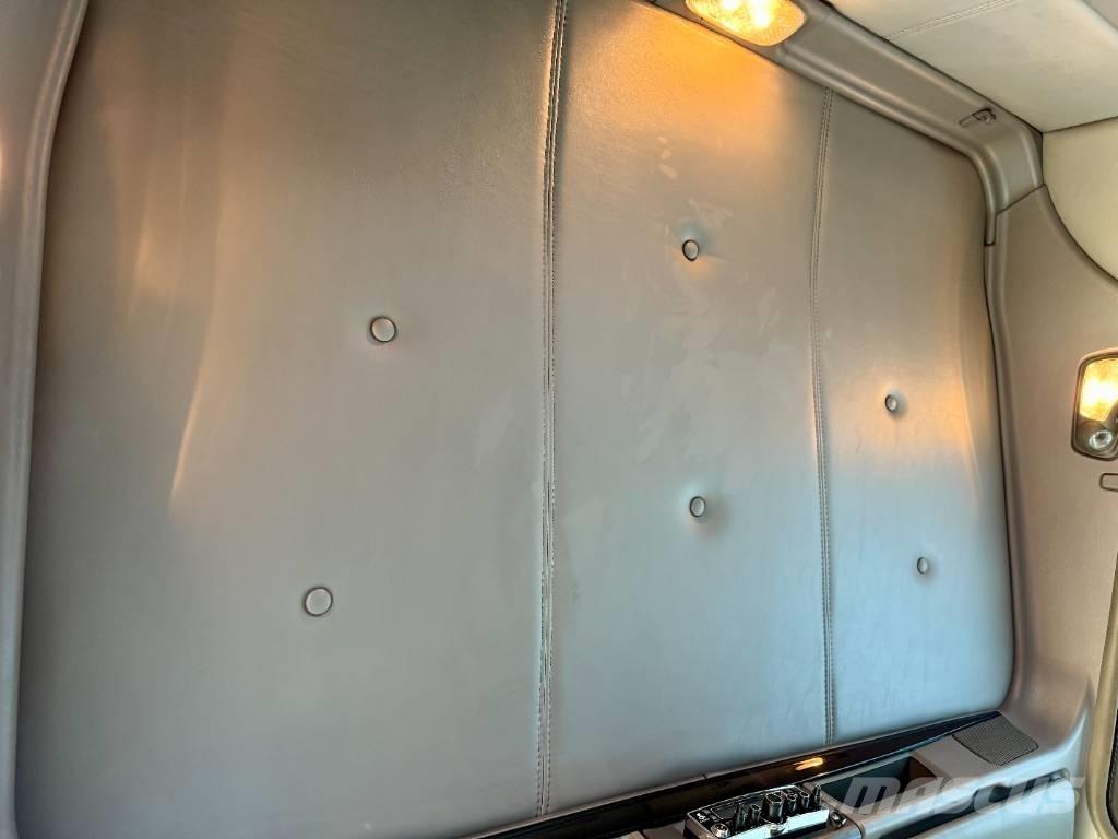 Kenworth W 900 Sattelzugmaschinen