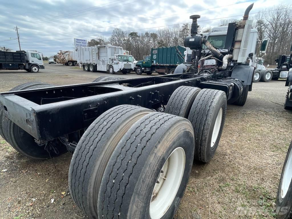 Mack LEU613 Wechselfahrgestell