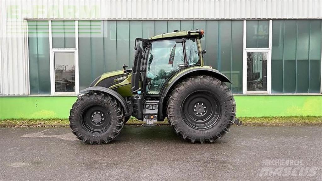 Valtra n155ea Traktoren