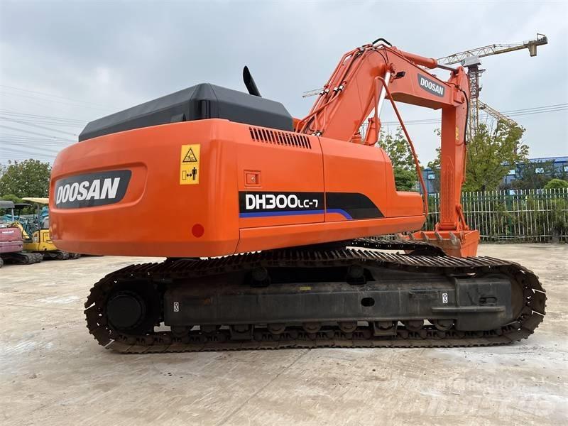 Doosan 300 Raupenbagger