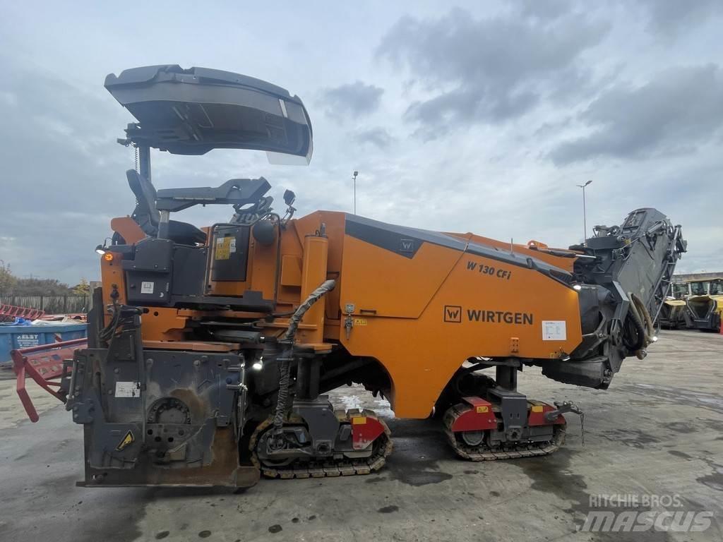 Wirtgen W 130 CFI Asphaltfräsen