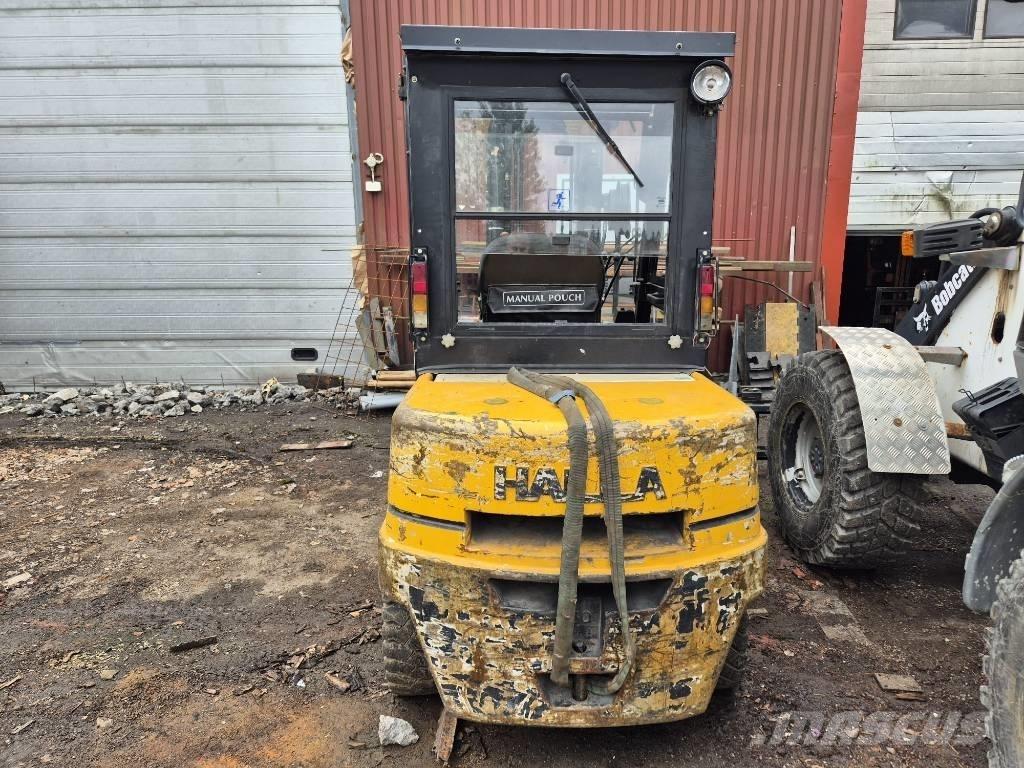 Halla HDF 30 Diesel heftrucks