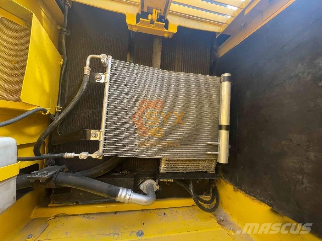 Komatsu PC 220 -8N1 Raupenbagger