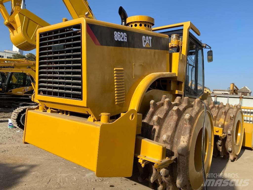 CAT 826 G Erdbauwalzen
