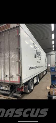 VAK V 4-40 Kühlanhänger