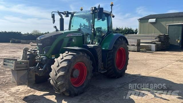 Fendt 720 Vario S4 Traktoren