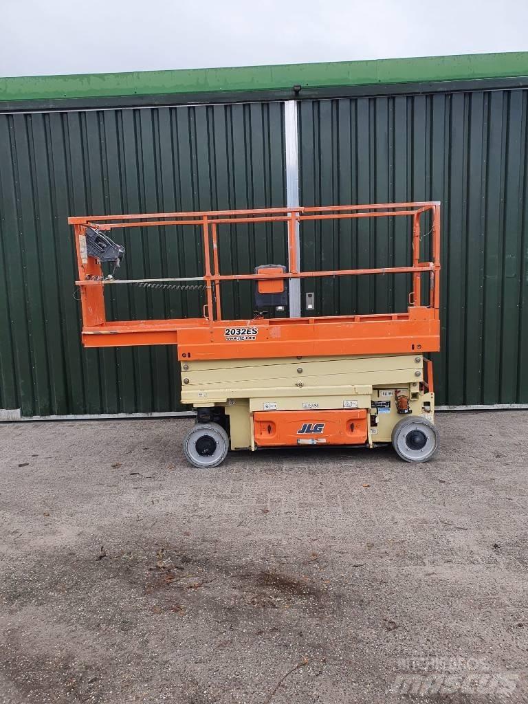 JLG 2032 ES Scheren-Arbeitsbühnen