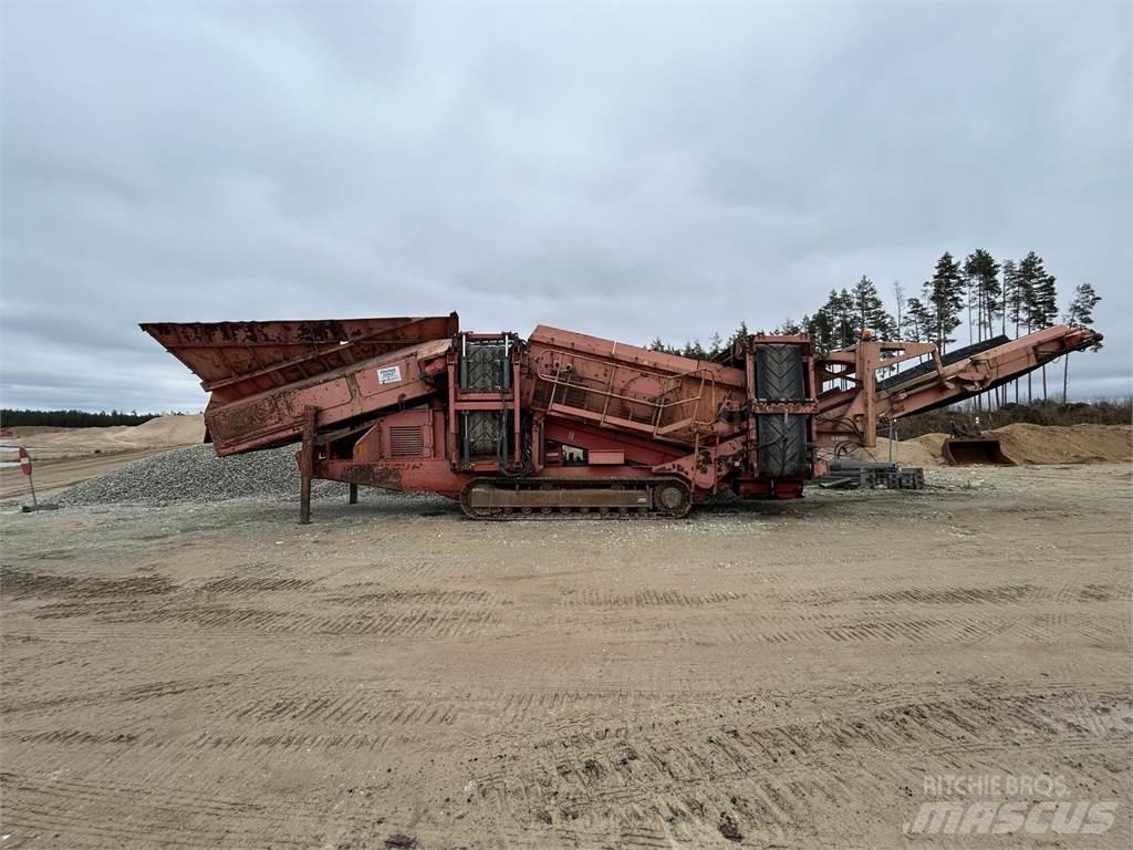 Terex FINLAY 883 Sieb- und Brechanlagen