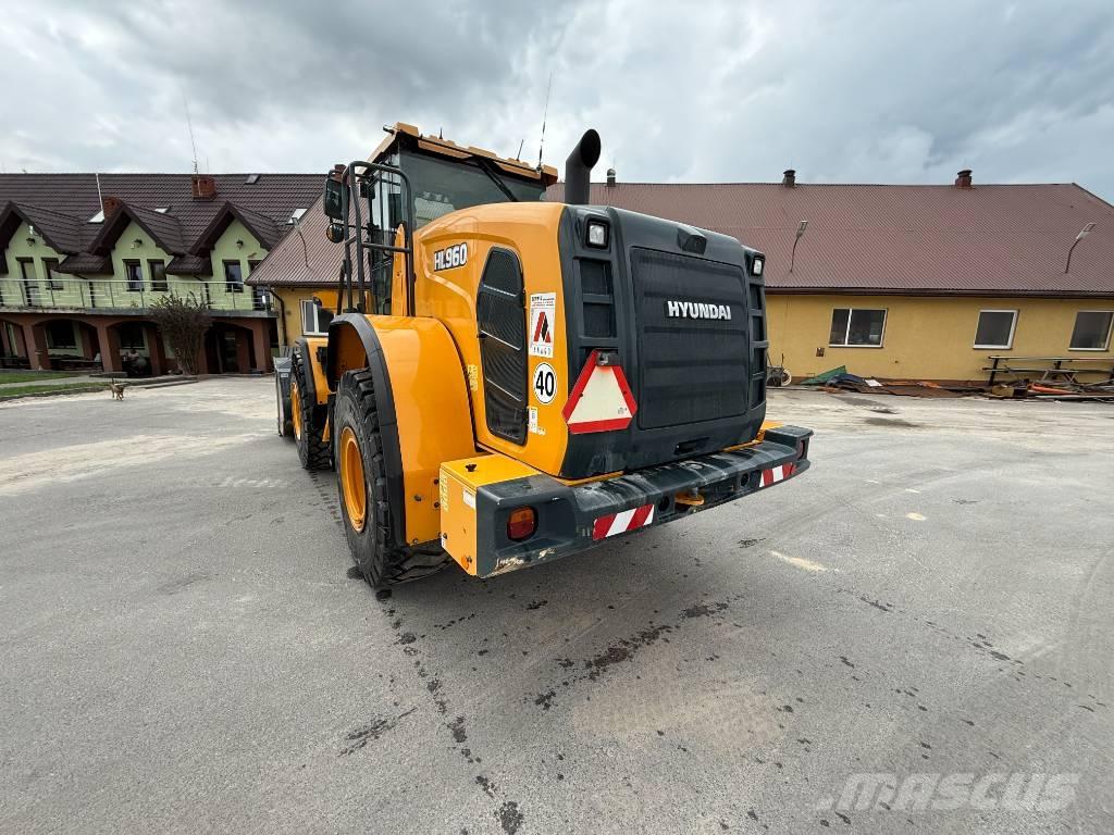 Hyundai HL 960 Radlader