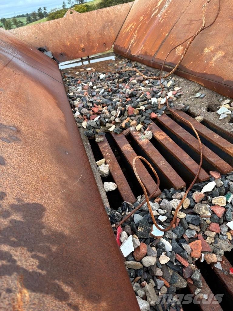 Sandvik QJ 241 Mobile Brecher