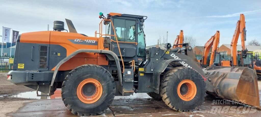 Doosan DL 480-7 Mobilbagger