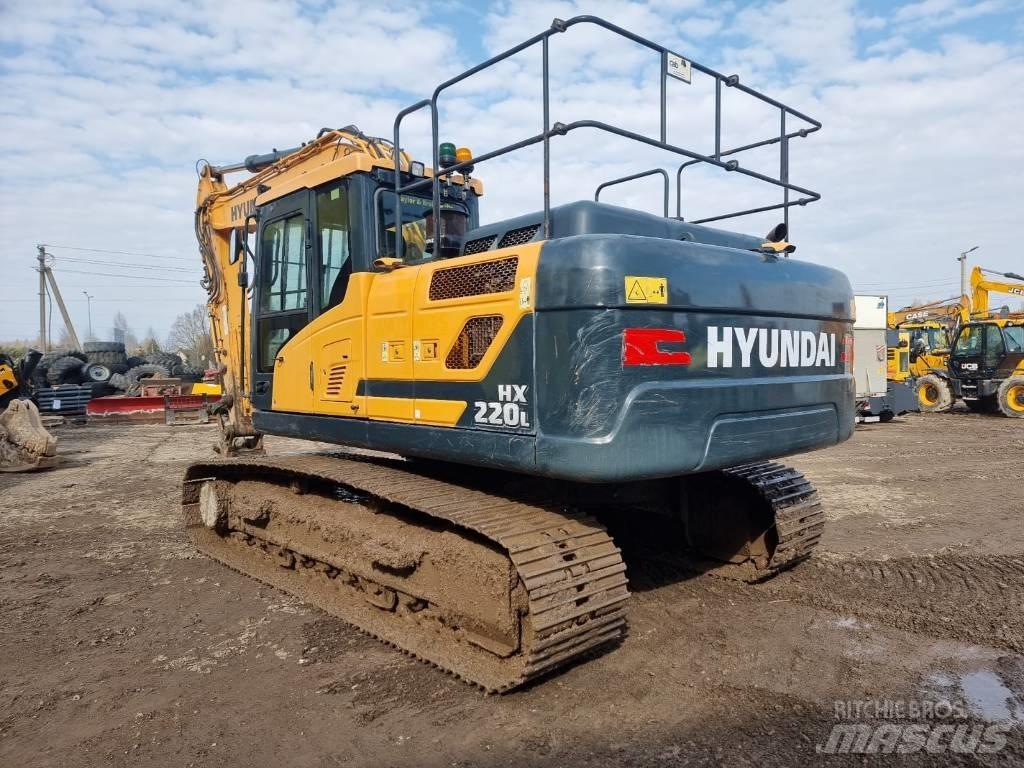 Hyundai HX 220 L Raupenbagger
