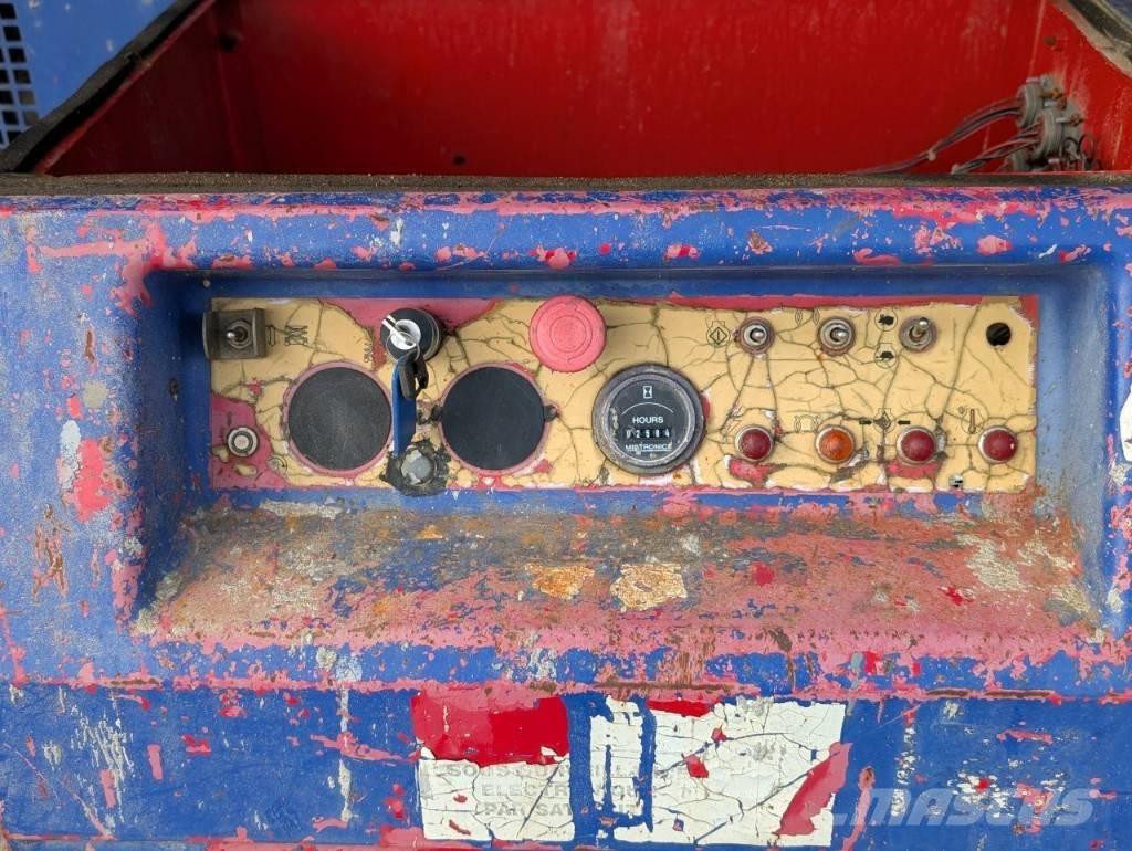 Manitou 120 DLX Kompakte selbstfahrende Hebebühnen