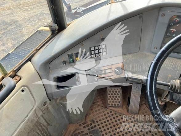 Volvo A25D Dumper - Knickgelenk