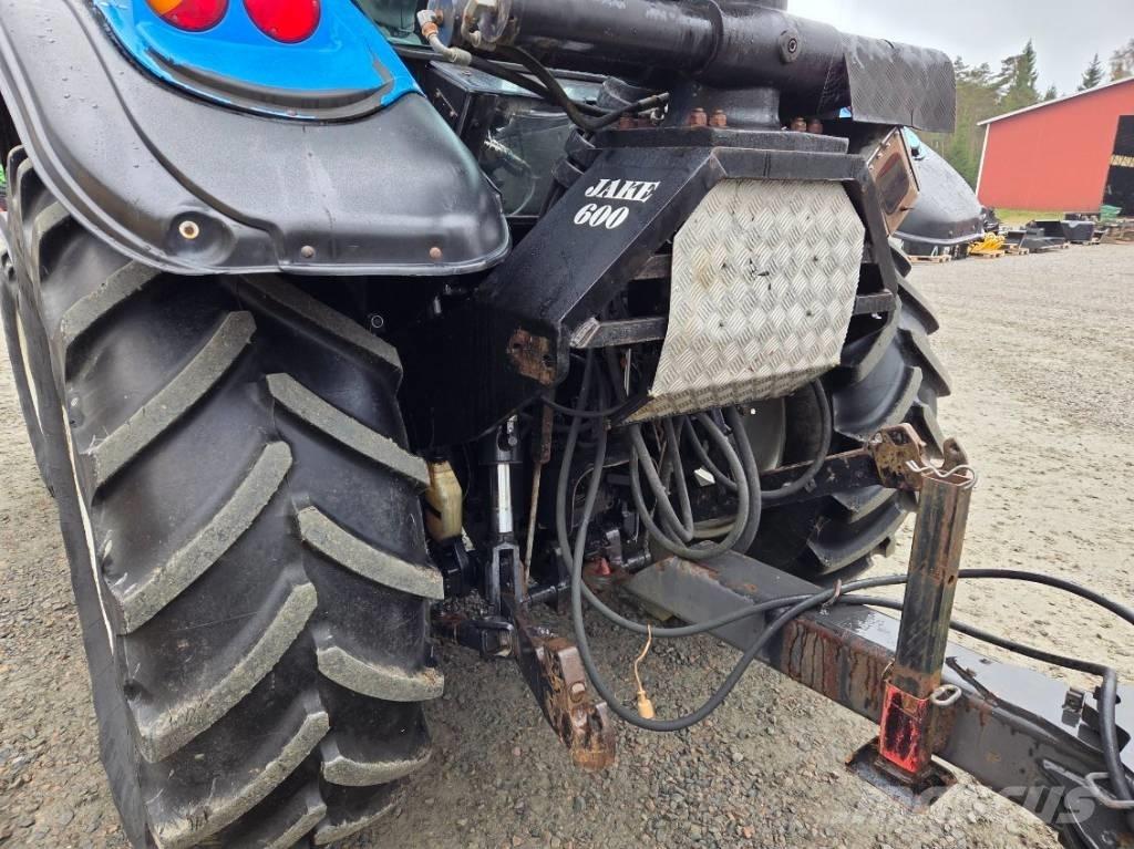 Valtra M 120 Traktoren