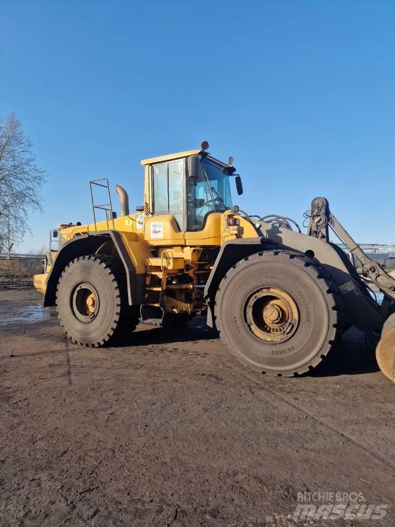 Volvo L 220 F Radlader