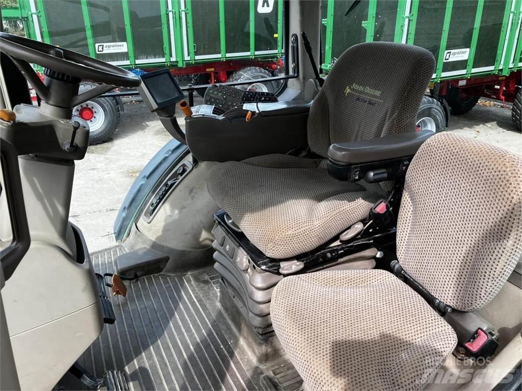 John Deere 8335R Traktoren