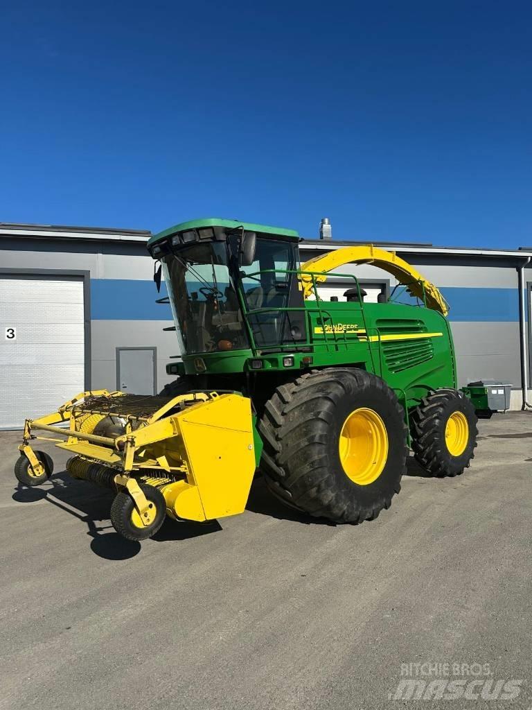 John Deere 7200 Selbstfahrende Häcksler