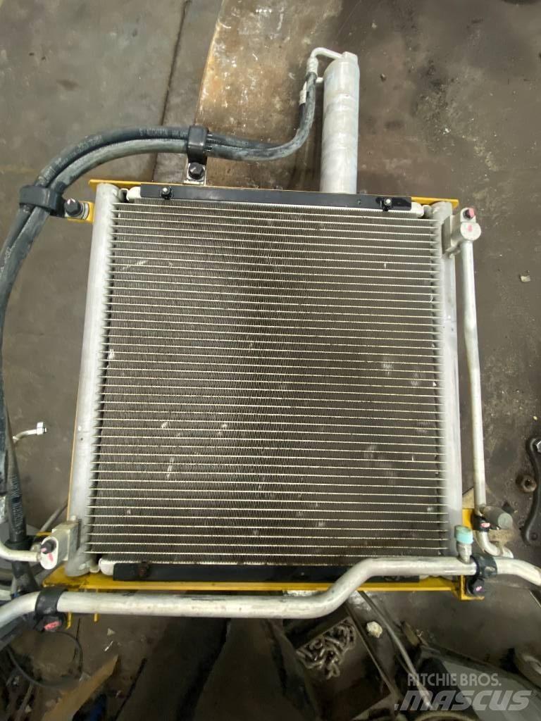 CAT 349 E Parts Raupenbagger