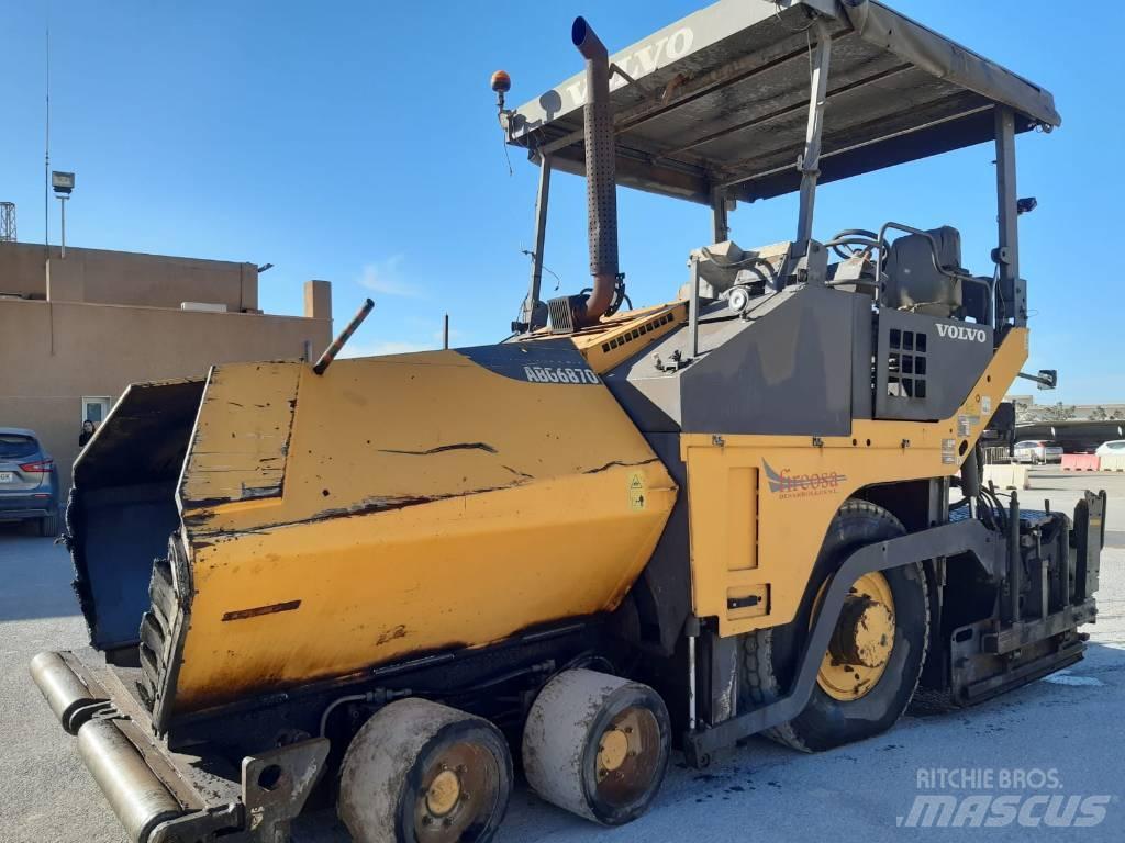 Volvo ABG 6870 Strassenfertiger