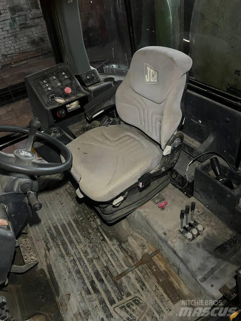 JCB 714 Gülletankwagen