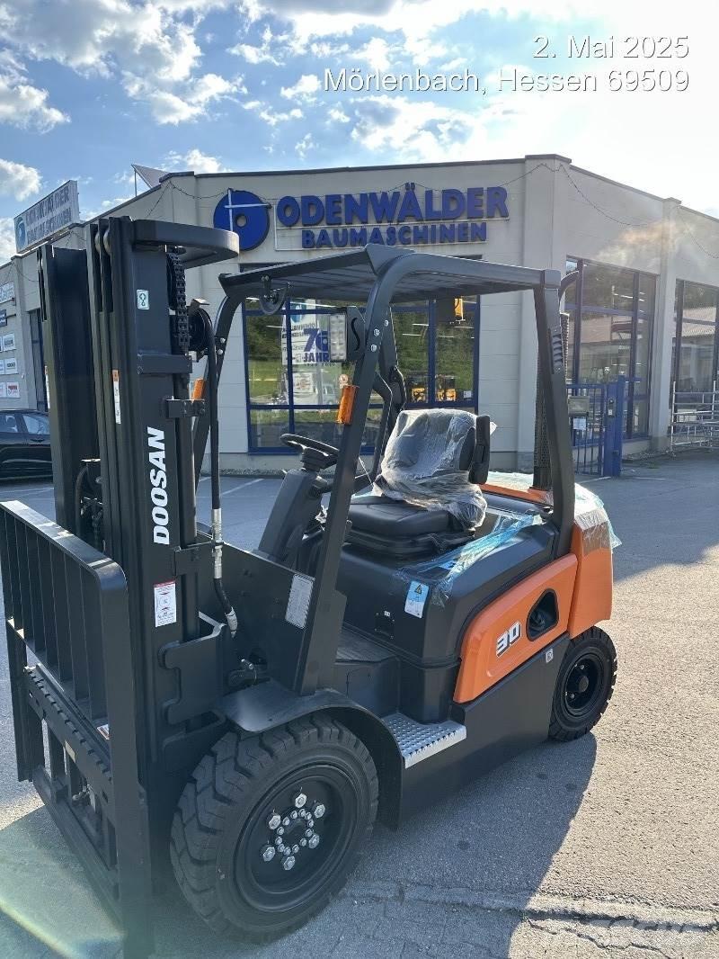 Doosan D30NXP Diesel heftrucks