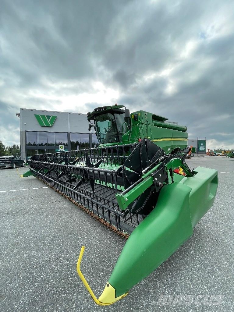 John Deere S 780 Mähdrescher