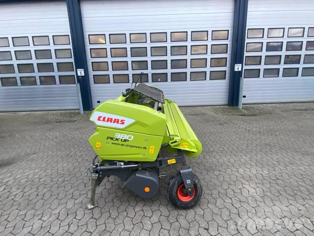 CLAAS Pick Up 380 Selbstfahrende Häcksler