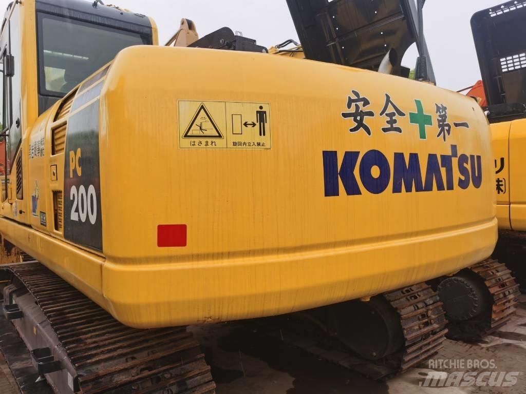 Komatsu PC 200-8 Raupenbagger