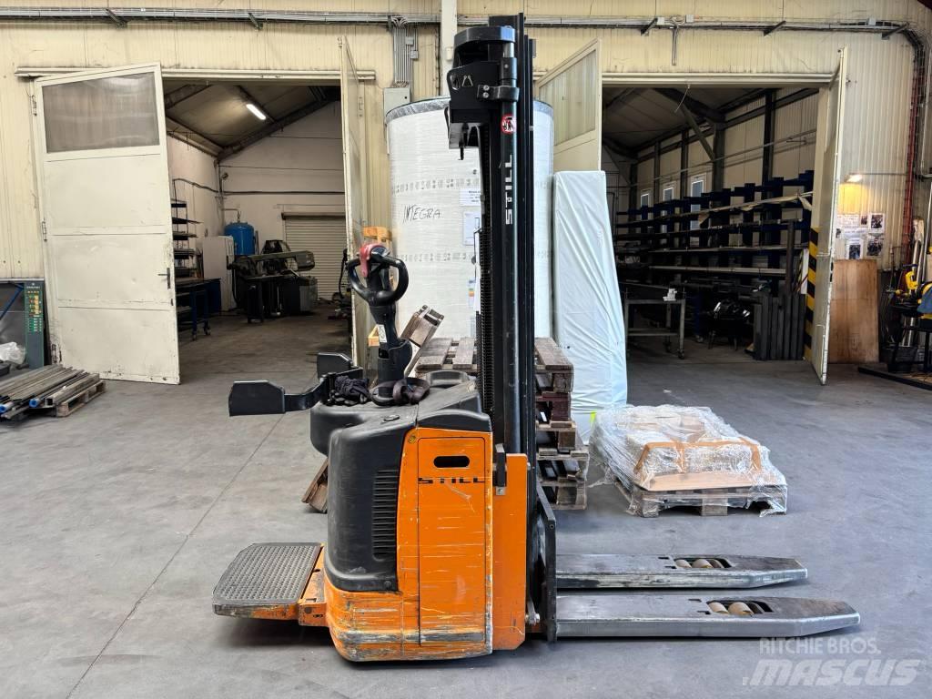 Still EGV-S14 Zelfrijdende stapelaars