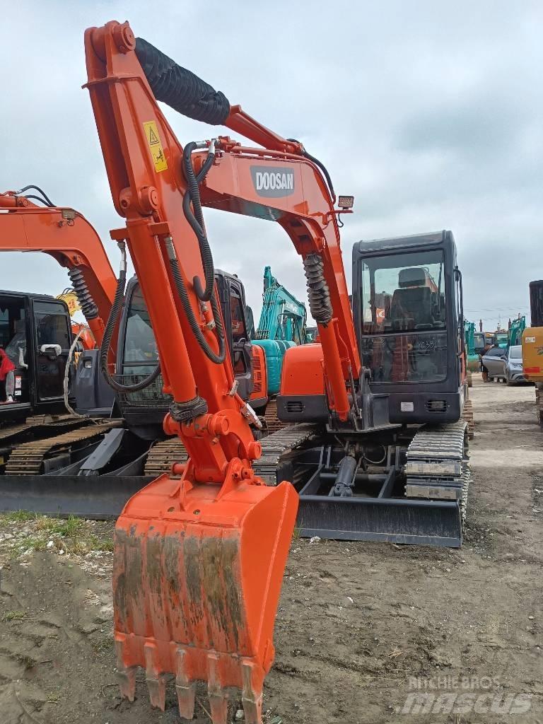 Doosan DH 60 Minibagger < 7t