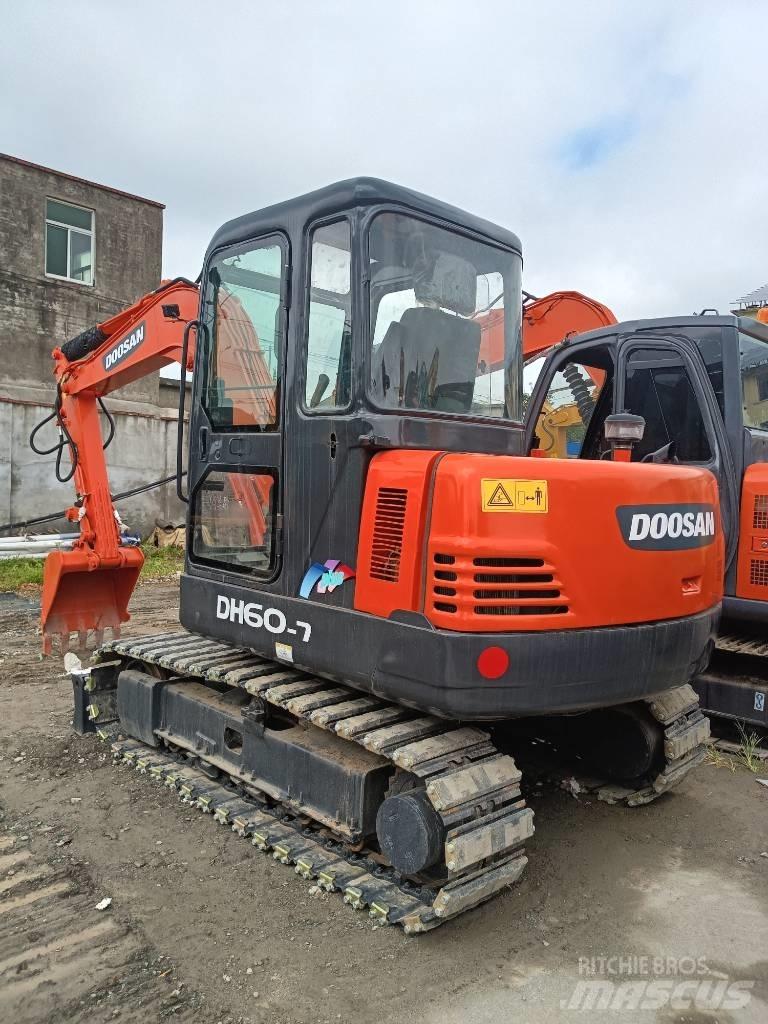 Doosan DH 60 Minibagger < 7t