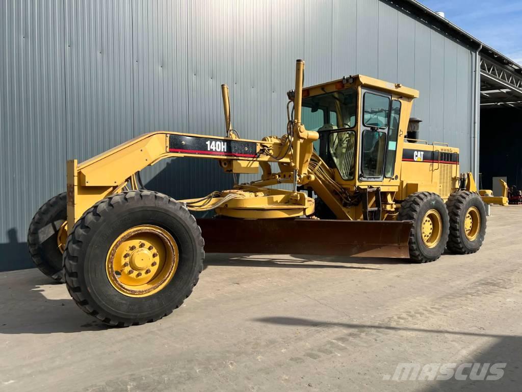 CAT 140H Grader