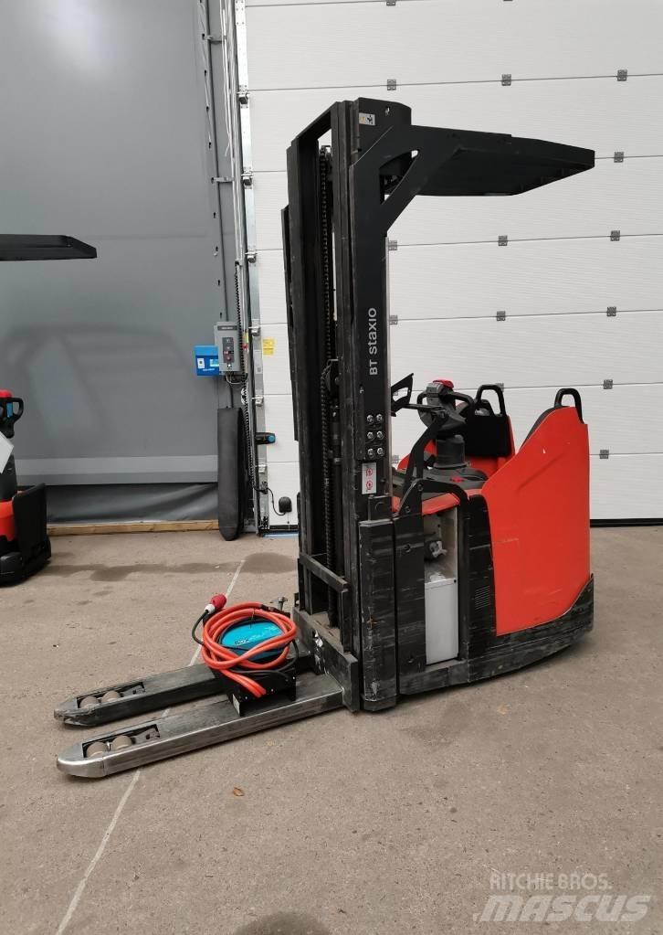 Toyota SPE160L Deichselstapler