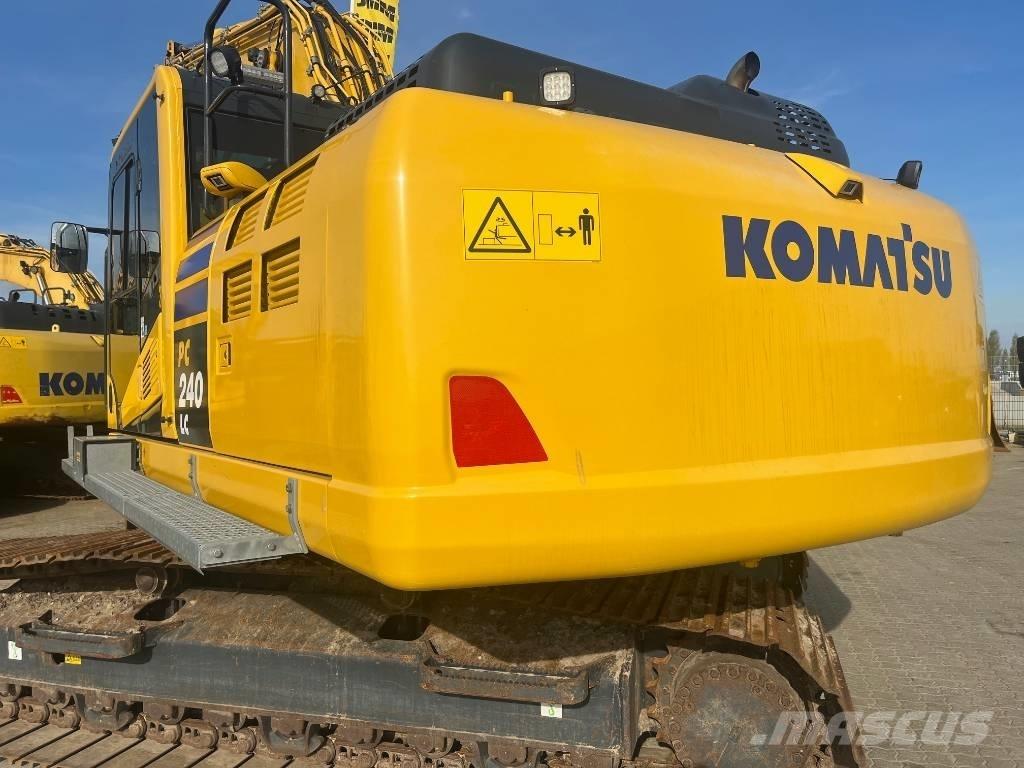 Komatsu PC 240LC-11 Raupenbagger