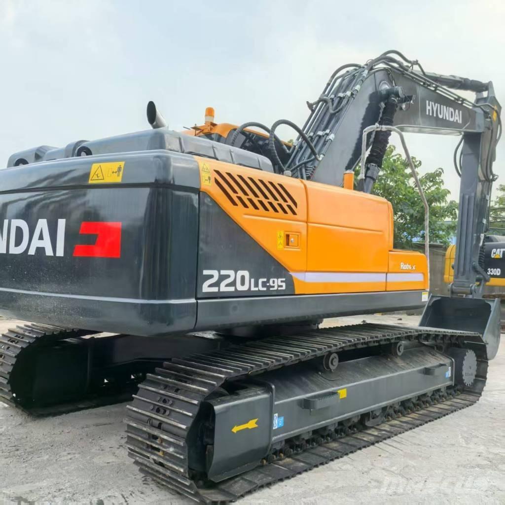 Hyundai r220lc-9s Midibagger  7t - 12t