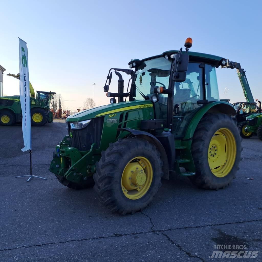 John Deere 5125R Traktoren