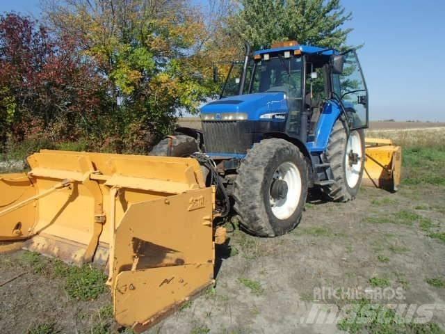 New Holland 8670 Traktoren