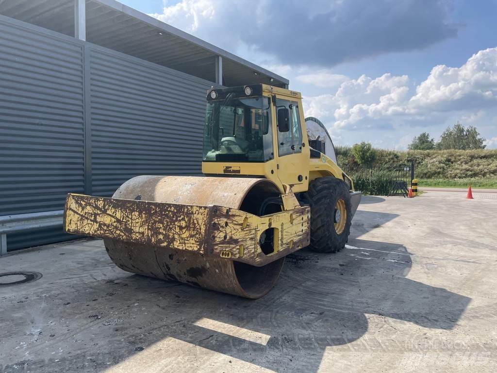 Bomag BW 216 DH-4 Walzenzüge
