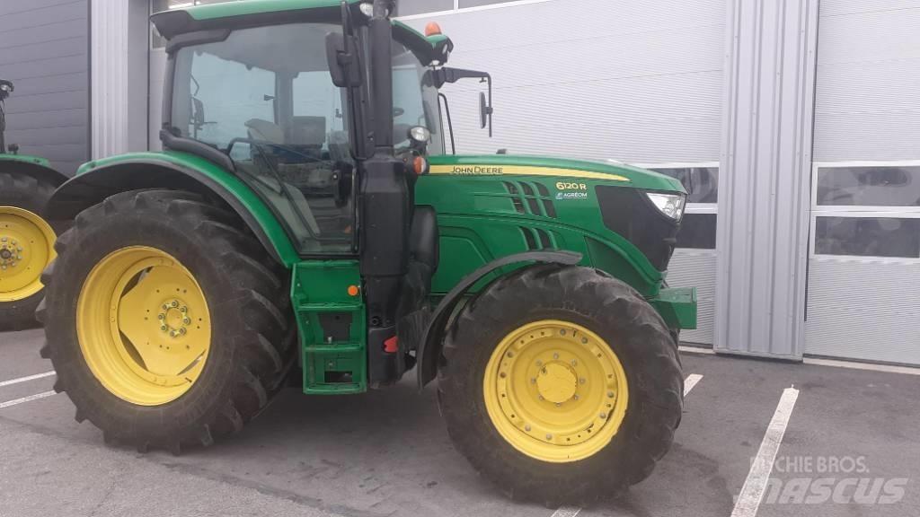 John Deere 6120 R Traktoren