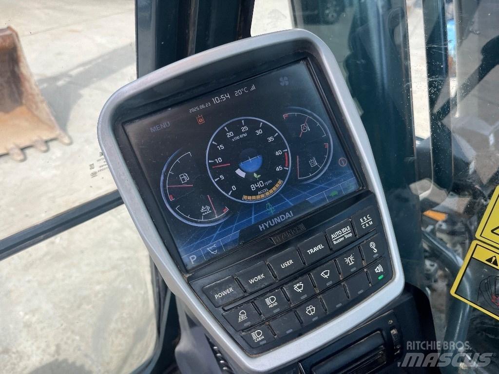 Hyundai HX220AL Raupenbagger