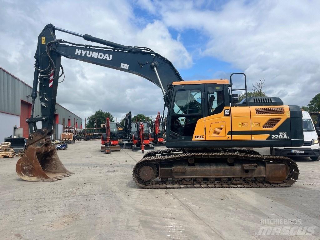 Hyundai HX220AL Raupenbagger