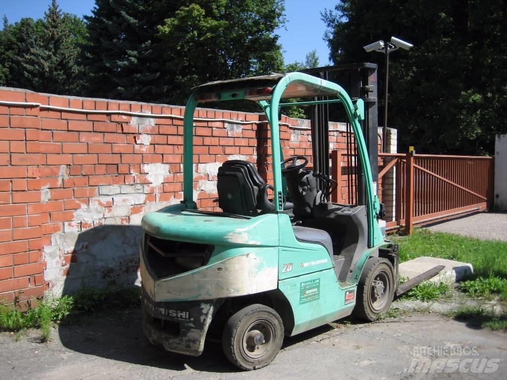 Mitsubishi FD25N Diesel heftrucks